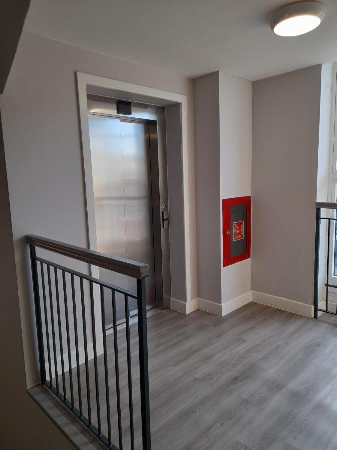 Apartments Heathrow - Hounslow Cranford Esterno foto
