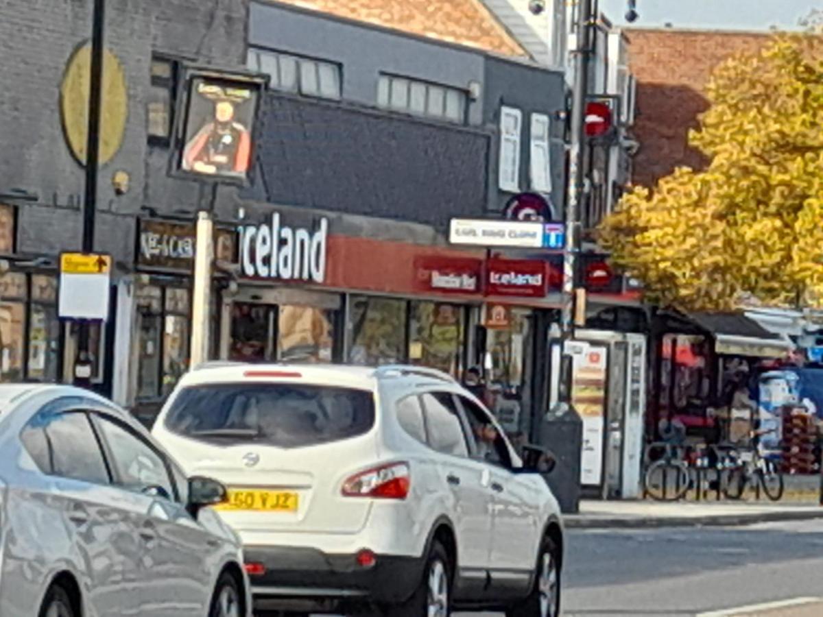 Apartments Heathrow - Hounslow Cranford Esterno foto
