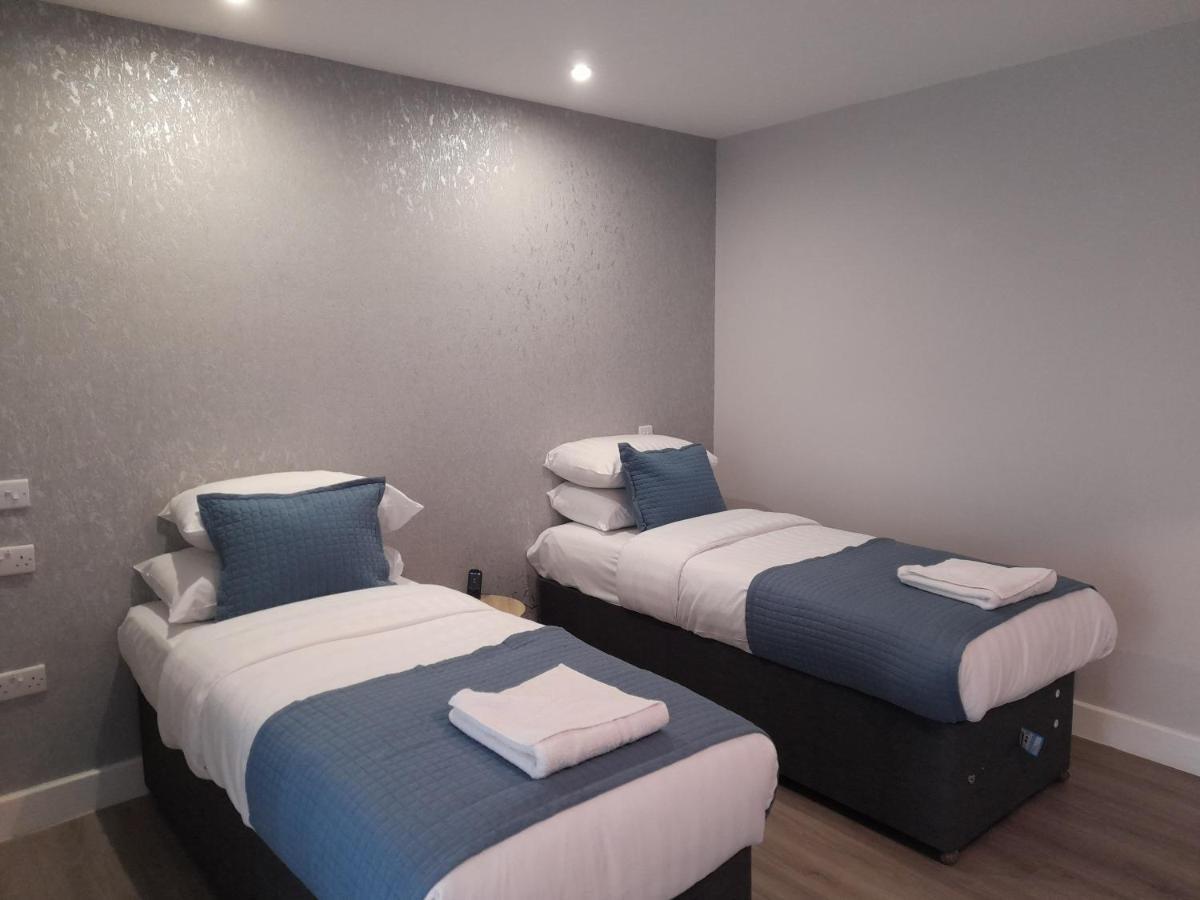 Apartments Heathrow - Hounslow Cranford Esterno foto